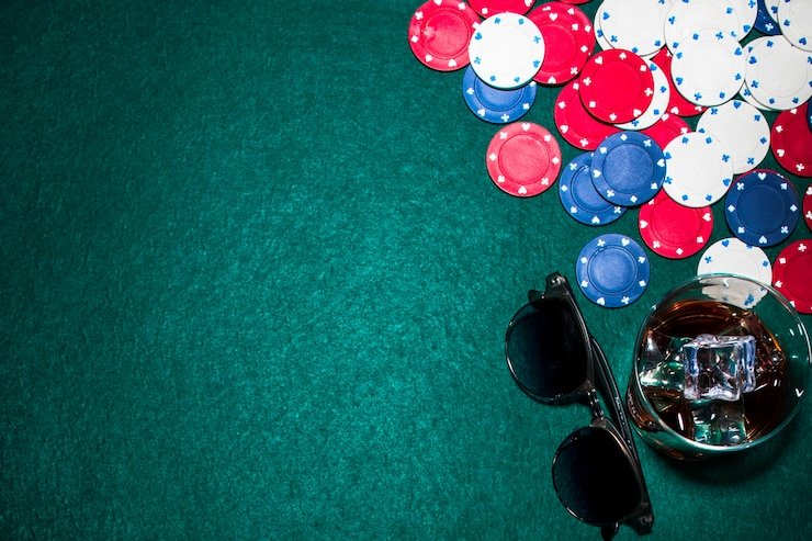 Aplikasi mobile rapi888 menampilkan halaman utama dengan slot games dan live casino